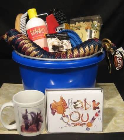 Gift Baskets for Horse Lovers & Owners: DIY Horse Themed Gift!